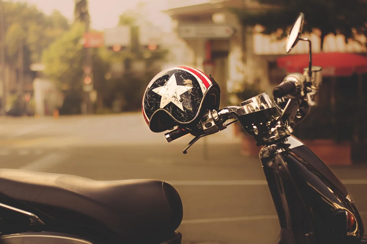 Découvrez le meilleur casque moto vintage de 2026 pour allier style et sécurité