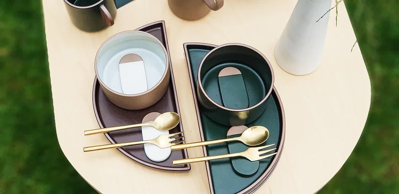 Table à langer pliante vs. fixe : le grand match