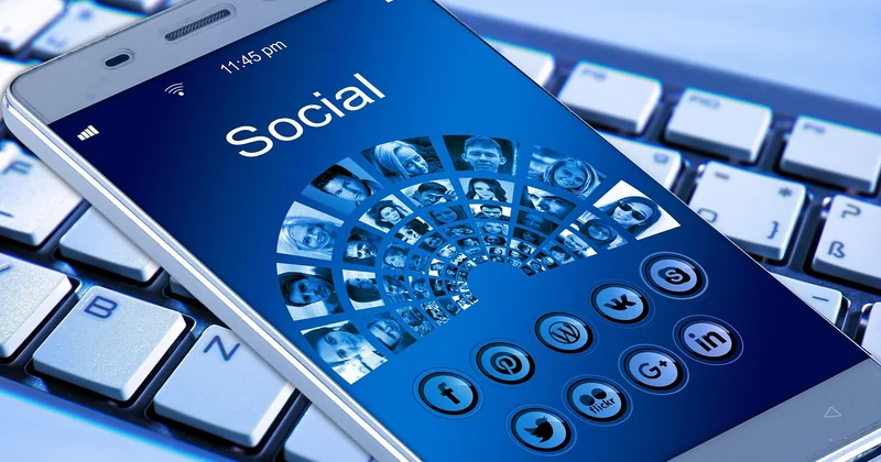 Le kiosque en club ou l'application : la méthode la plus rapide